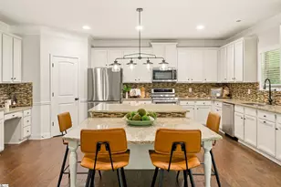 239 Ivy Woods Ct, Fountain Inn, SC 29644 - Photo 8