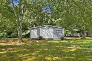 185 Williams Dr, Campobello, SC 29322 - Photo 30