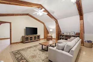 213 Highland Forest Dr, Greenwood, SC 29646 - Photo 2