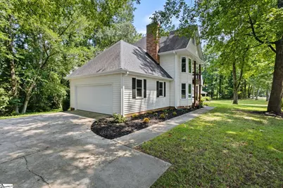 201 Hillpine Drive, Simpsonville, SC 29681 - Photo 2