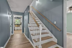 201 Hillpine Dr, Simpsonville, SC 29681 - Photo 4