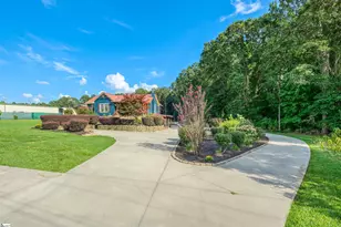 2625 Old Dobbins Bridge Rd, Townville, SC 29689 - Photo 32