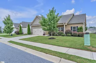4 Harvestwood Pl, Greenville, SC 29605 - Photo 2