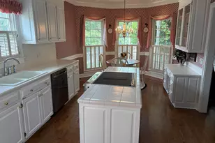 303 Pelham Falls Dr, Greer, SC 29651 - Photo 6