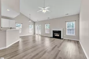 201 N Orchard Farms Ave, Simpsonville, SC 29681 - Photo 6