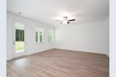 295 Bryland Way, Fountain Inn, SC 29644 - Photo 6