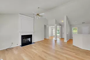 618 Fairview Lake Way, Simpsonville, SC 29680 - Photo 4