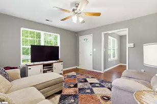 131 Mill St, Travelers Rest, SC 29690 - Photo 8