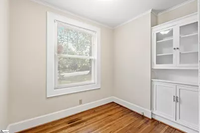 301 Brookwood Drive, Greenville, SC 29605 - Photo 14