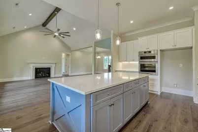 586 Clifdale Road, Spartanburg, SC 29307 - Photo 16