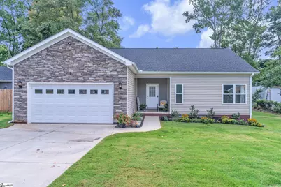 118 W Belvedere Road, Greenville, SC 29605 - Photo 1
