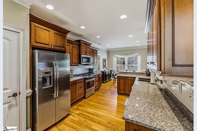 821 E Golden View Lane, Boiling Springs, SC 29316 - Photo 18