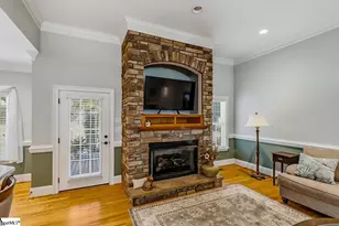 821 E Golden View Ln, Boiling Springs, SC 29316 - Photo 14