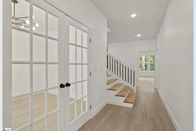 129 Faulkner Circle, Greer, SC 29651 - Photo 2