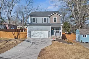 113 McFarlin St, Easley, SC 29640 - Photo 2