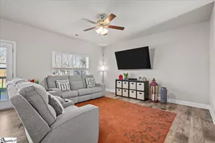 113 McFarlin St, Easley, SC 29640 - Photo 6