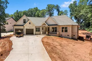 314 Bouldercrest Ct, Spartanburg, SC 29301 - Photo 1