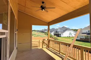 618 Creekway Ct, Greer, SC 29651 - Photo 4