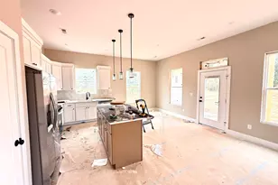 1408 Dorset Dr, Spartanburg, SC 29307 - Photo 2