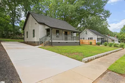 409 W Curtis Street, Simpsonville, SC 29681 - Photo 2