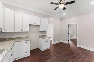 409 W Curtis St, Simpsonville, SC 29681 - Photo 10