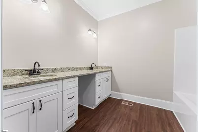409 W Curtis Street, Simpsonville, SC 29681 - Photo 20