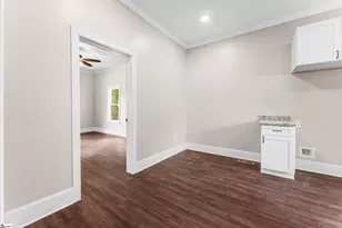 409 W Curtis St, Simpsonville, SC 29681 - Photo 14