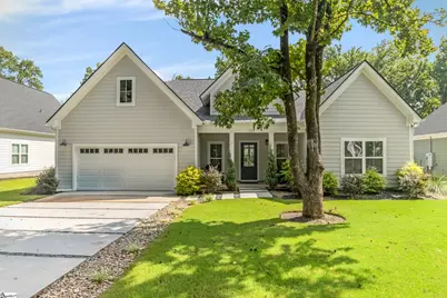 127 Berry Drive, Greenville, SC 29607 - Photo 2