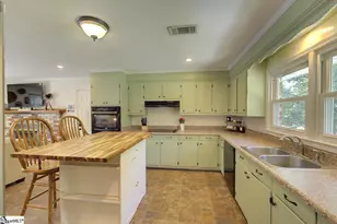 303 Mill St, Williamston, SC 29697 - Photo 16