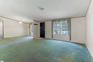 214 Chantilly Cir, Starr, SC 29684 - Photo 4