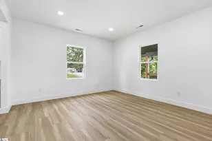 706 Gray St, Woodruff, SC 29388 - Photo 6