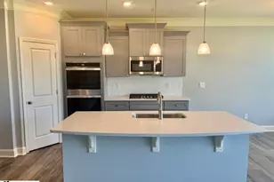 6208 Graymount Trl, Boiling Springs, SC 29316 - Photo 4