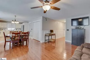 8 Shady Pines Ct, Fountain Inn, SC 29644 - Photo 10