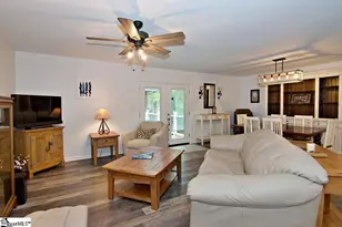 1279 Coneross Point Dr, Seneca, SC 29678 - Photo 6