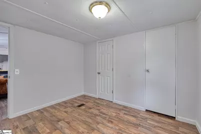 105 C B Lane, Cowpens, SC 29330 - Photo 16