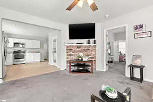 112 W 1st St, Williamston, SC 29697 - Photo 8