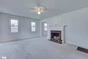15 Dargan St, Greenville, SC 29611 - Photo 8
