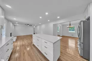 17 Beaufort St, Greenville, SC 29615 - Photo 10
