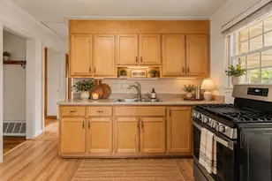14 Hudson St, Taylors, SC 29687 - Photo 4