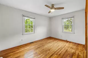 14 Hudson St, Taylors, SC 29687 - Photo 14