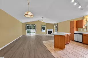 611 Hunters Ln, Anderson, SC 29625 - Photo 4