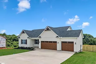 331 Little Mountain Cir, Inman, SC 29349 - Photo 2