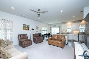 411 Huntingdale Pl, Simpsonville, SC 29681 - Photo 4