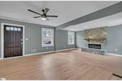 16 Perrin Street, Greenville, SC 29607 - Photo 8