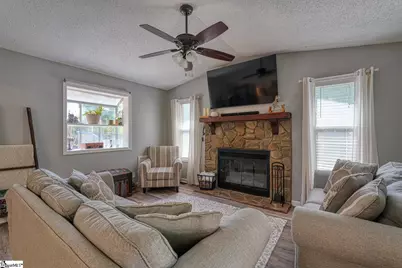 6425 Greenfield Drive, Spartanburg, SC 29303 - Photo 8