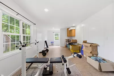511 E Cambridge Avenue, Greenwood, SC 29646 - Photo 30
