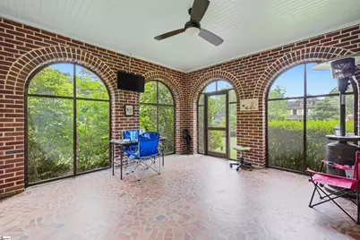 511 E Cambridge Avenue, Greenwood, SC 29646 - Photo 26