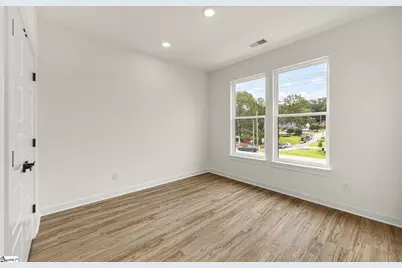 204 Liberty Drive, Easley, SC 29640 - Photo 4