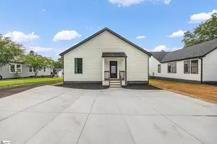 204 Liberty Dr, Easley, SC 29640 - Photo 34