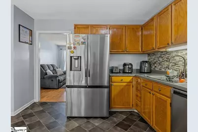 326 Blue Bonnet Drive, Spartanburg, SC 29303 - Photo 8